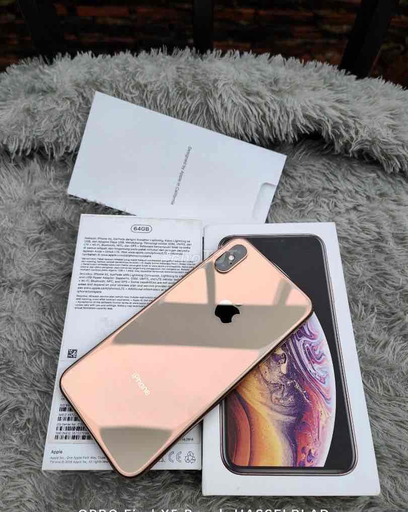 Cần tiền bán iphone Xs 64gb vàng còn BH 6th