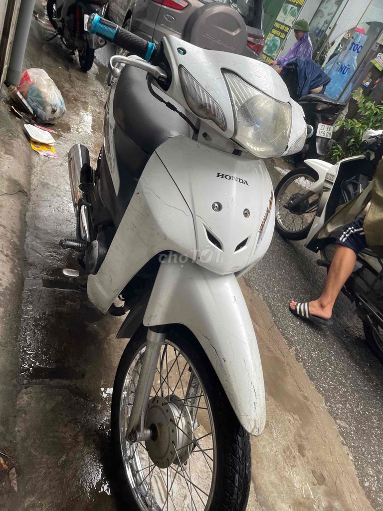 Em Bán Honda Wave 100cc 2015 Nguyên Zin Êm Ru. Mua bán Xe máy tại Quận Hoàng Mai Hà Nội được đăng bởi Tuấn Giang hình 3