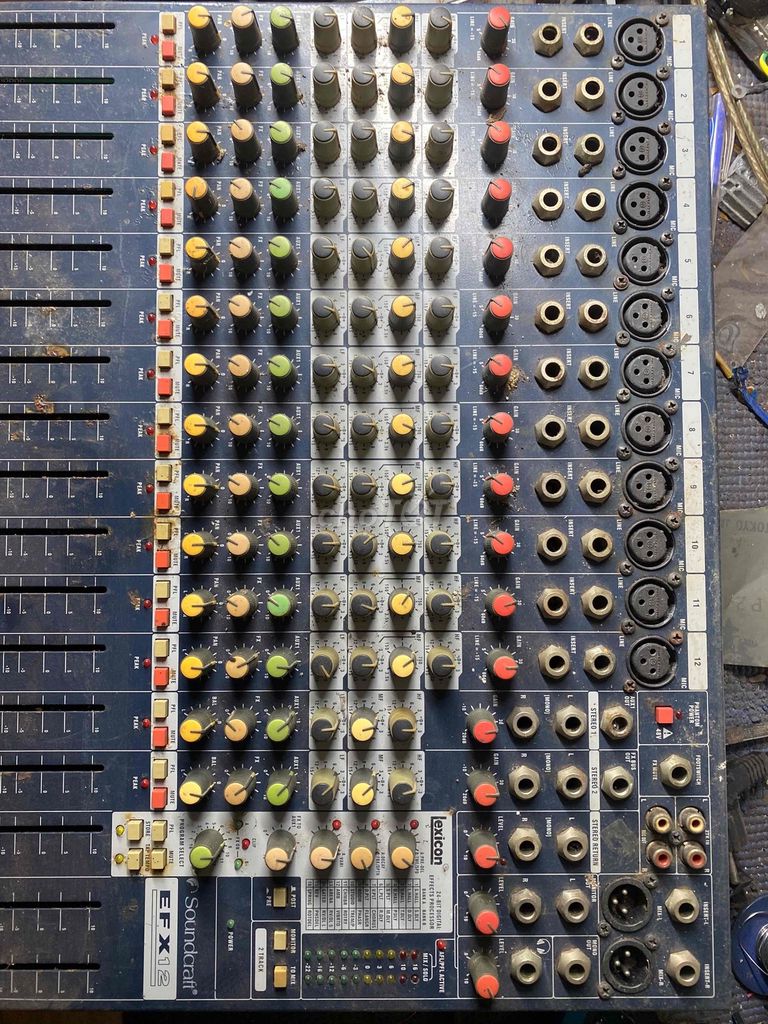 Bàn trộn âm thanh Soundcraft EFX12. Mua bán Nhạc cụ tại Huyện Châu Đức Bà Rịa - Vũng Tàu được đăng bởi Tran Tam hình 1