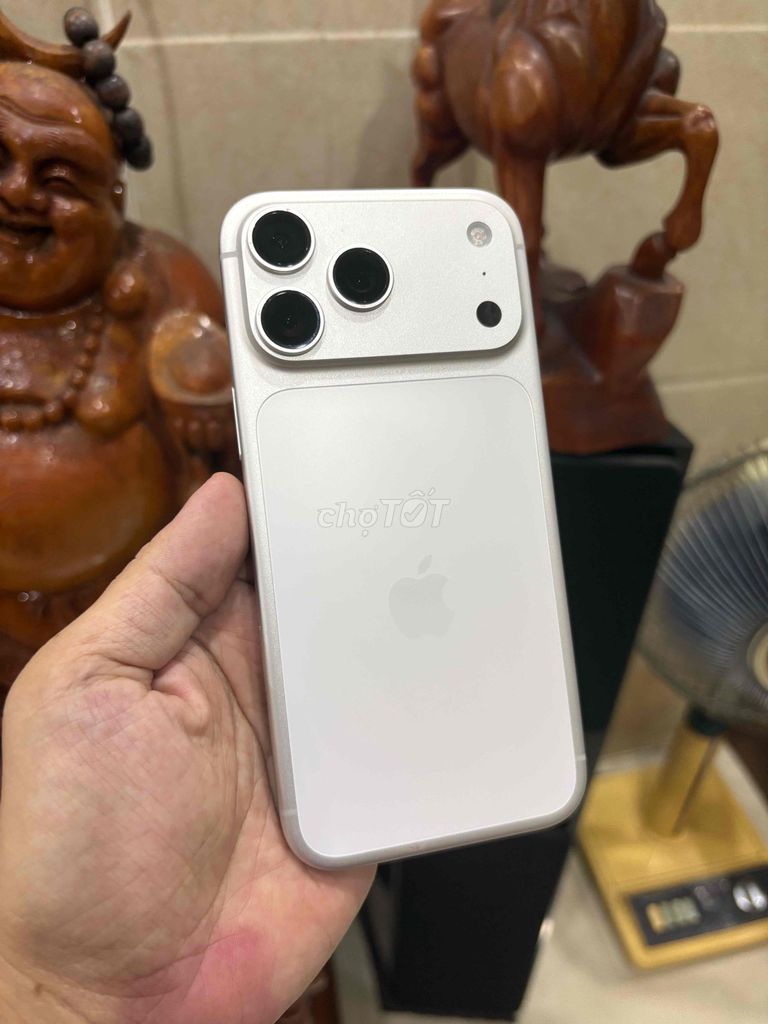 iPhone 17 Pro Max 256GB Bạc lock Mỹ keng pin 100%. Mua bán Điện thoại tại Quận Ngô Quyền Hải Phòng được đăng bởi Minh Quang hình 1