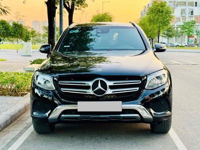 Mercedes Benz GLC Class 2017 250 - 87000 km. Mua bán Ô tô tại Quận Hoàng Mai Hà Nội được đăng bởi Nguyễn Bách Việt