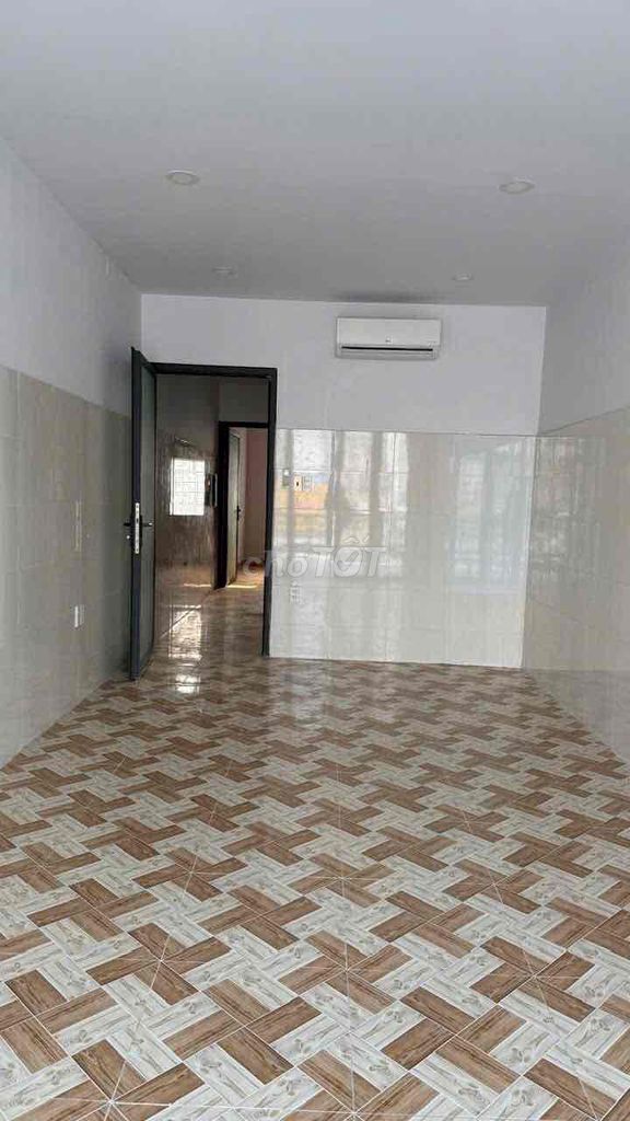 Аренда · 4 комн. · 60 м² · Quận 7, ул. Đường Huỳnh Tấn Phát