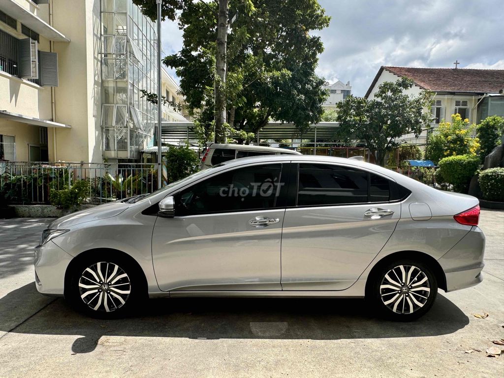 Honda City Top 2019 серебристый автомат