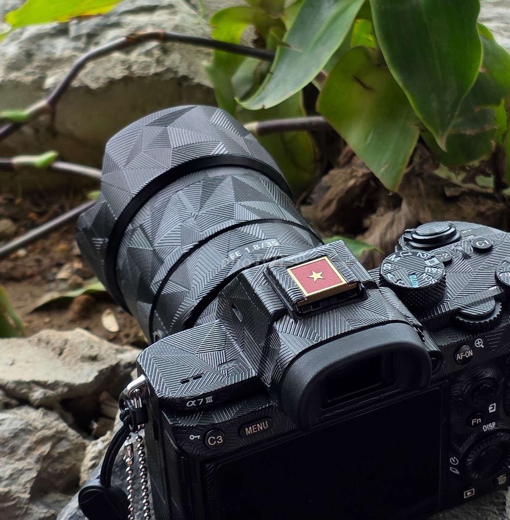 Ống kính Sony FE 35mm f1.8. Mua bán Máy ảnh, Máy quay tại Quận Sơn Trà Đà Nẵng được đăng bởi Văn Quang Minh hình 1