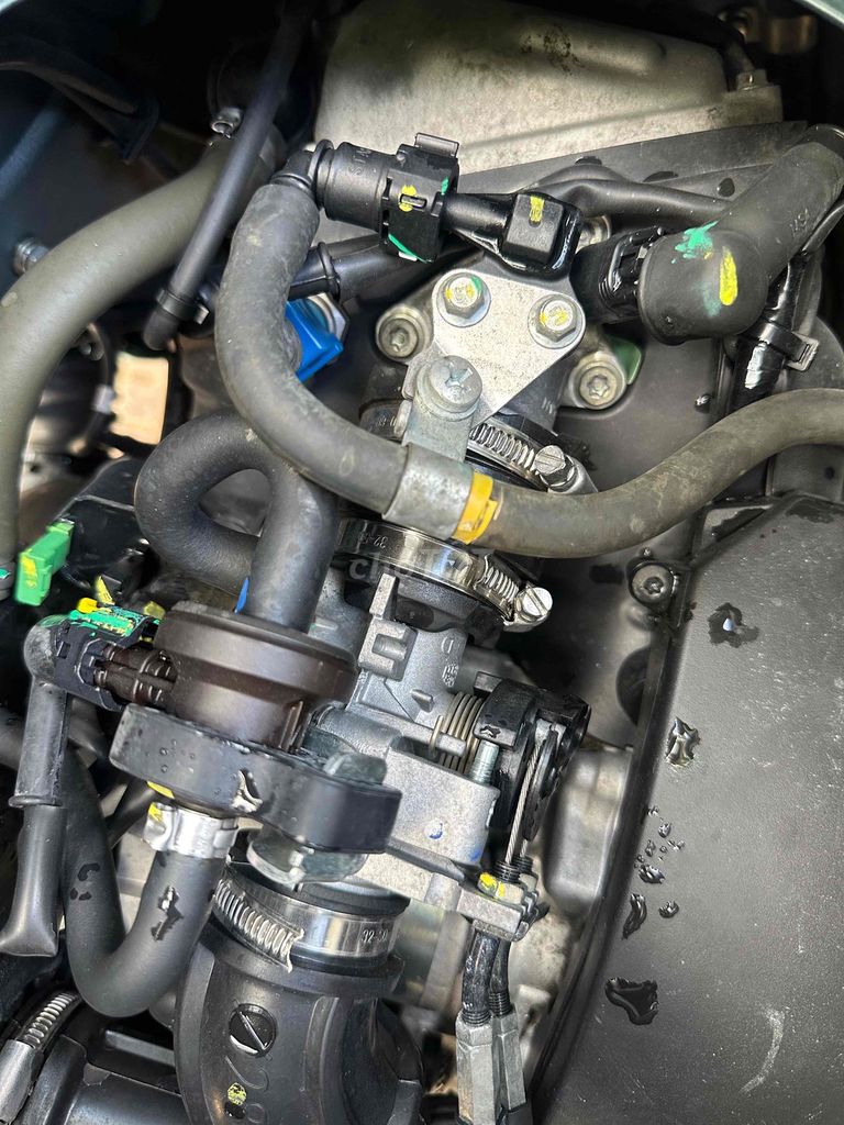 Piaggio Vespa Sprint 2021 Xanh lá. Mua bán Xe máy tại Thành phố Pleiku Gia Lai được đăng bởi Xe Máy Nguyễn Vũ Gialai hình 12