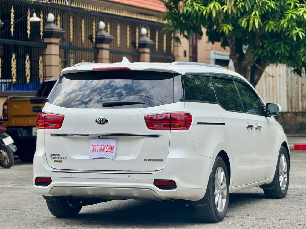 Kia Sedona 2019 BẢN FULL DẦU. Mua bán Ô tô tại Quận 12 Tp Hồ Chí Minh được đăng bởi NHI Ô TÔ AN SƯƠNG hình 4