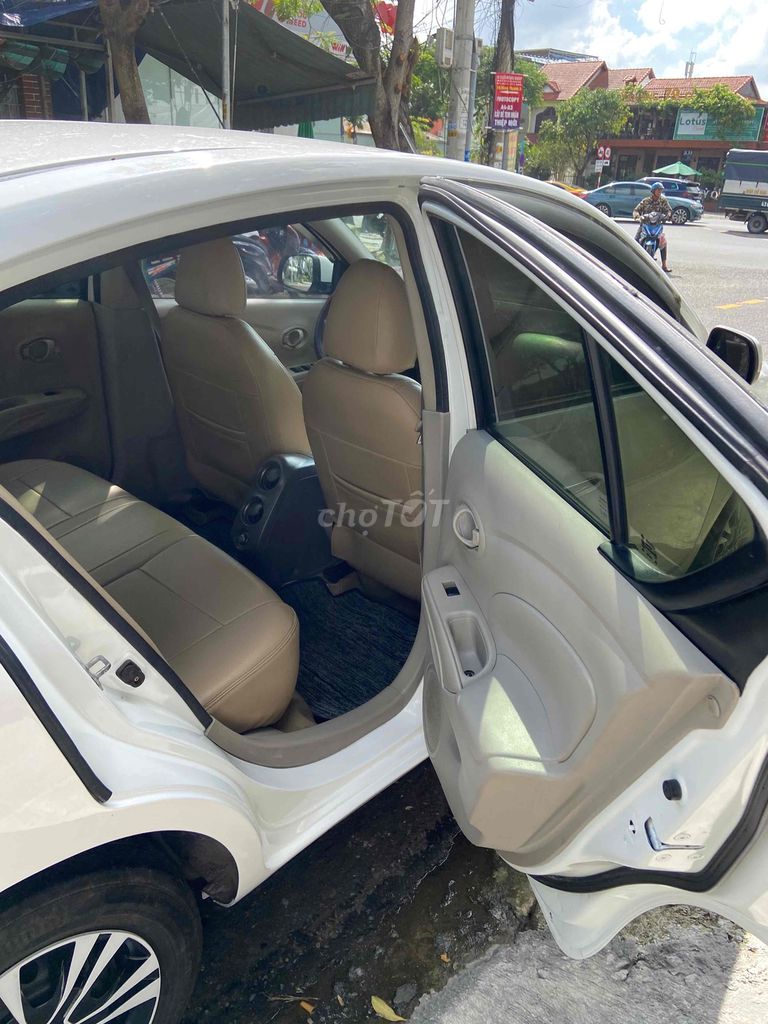 Nissan Sunny 2016 1.5 XL - 98000 km. Mua bán Ô tô tại Quận Hải Châu Đà Nẵng được đăng bởi  Tan Vo hình 8