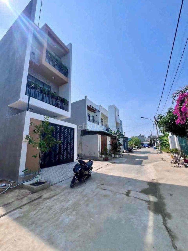 BÁN ĐẤT HẺM 47 TRƯỜNG LƯU P. LONG TRƯỜNG Q9 giá đầu tư Đường Trường Lưu, Phường Long Trường (Quận 9 cũ), Thành phố Thủ Đức, Tp Hồ Chí Minh Thành phố Thủ Đức Tp Hồ Chí Minh