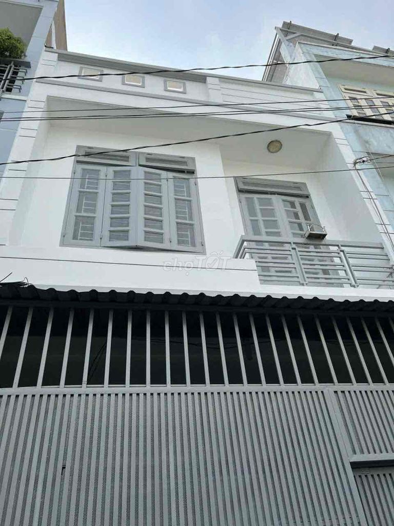 Cho thuê nhà 5x12m, 1 lầu, 2pn, sát metro, Tân Thới Hiệp, Q12