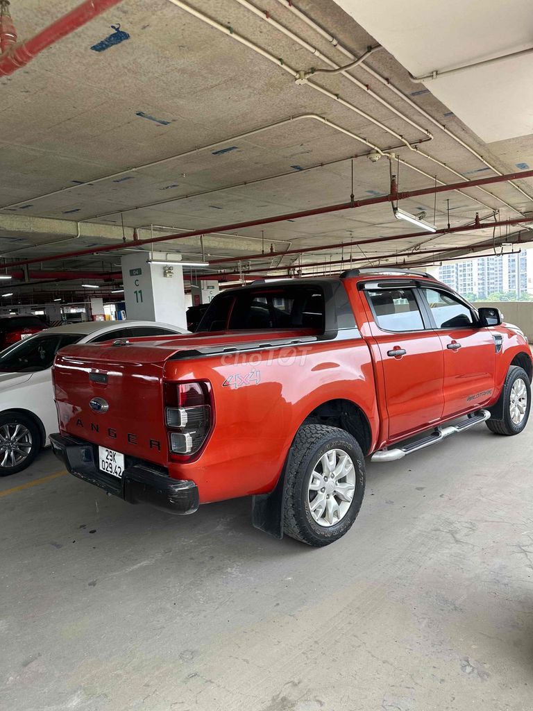 Ford Ranger Wildtrak 2015 4x4 3.2AT Красный