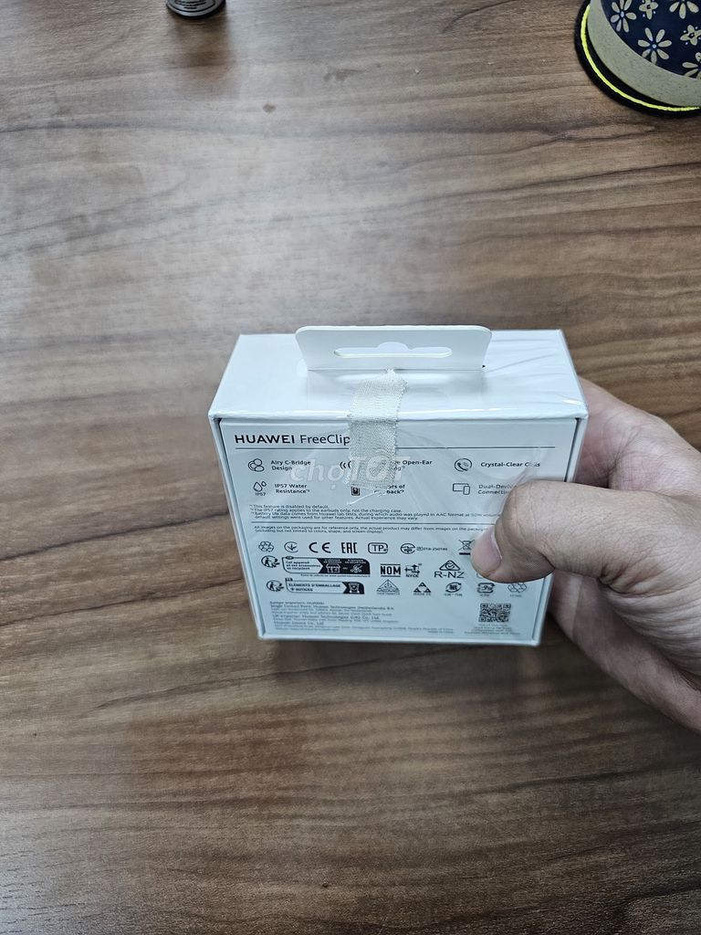 Tai nghe Huawei FreeClip 2 đã qua sử dụng. Mua bán Tivi, Âm thanh tại Quận Hai Bà Trưng Hà Nội được đăng bởi Đạt Nguyễn Quốc hình 1