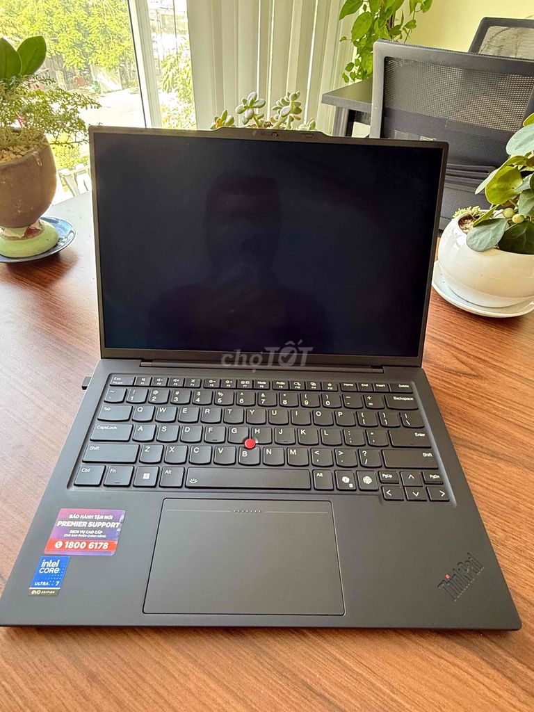 ThinkPad X1 Carbon Gen 13-U7: chính hãng, box,33th. Mua bán Laptop tại Quận Tân Phú Tp Hồ Chí Minh được đăng bởi Lam Phuong Hoang hình 1