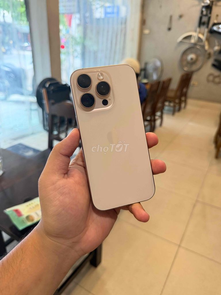 iphone 16 Pro 256gb Zin nguyên áp. Hỗ trợ trả góp. Mua bán Điện thoại tại Quận Đống Đa Hà Nội được đăng bởi Bùi Hiếu  H iStore hình 1