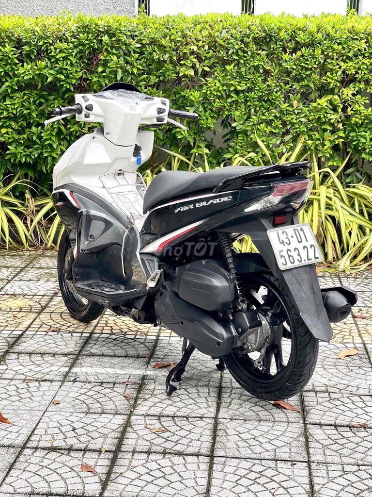 Специальное белое лезвие Honda Air Blade 2017