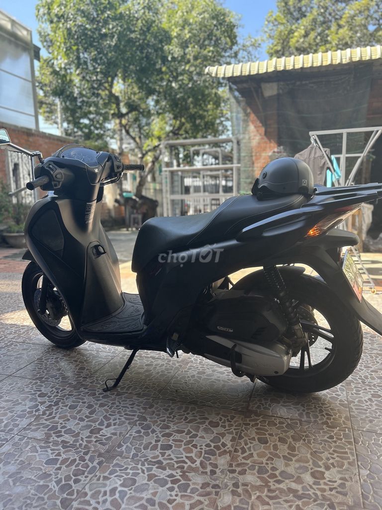 Honda SH 150i ABS 2019 Đen. Mua bán Xe máy tại Huyện Gò Dầu Tây Ninh được đăng bởi Nguyễn Văn Lê hình 2