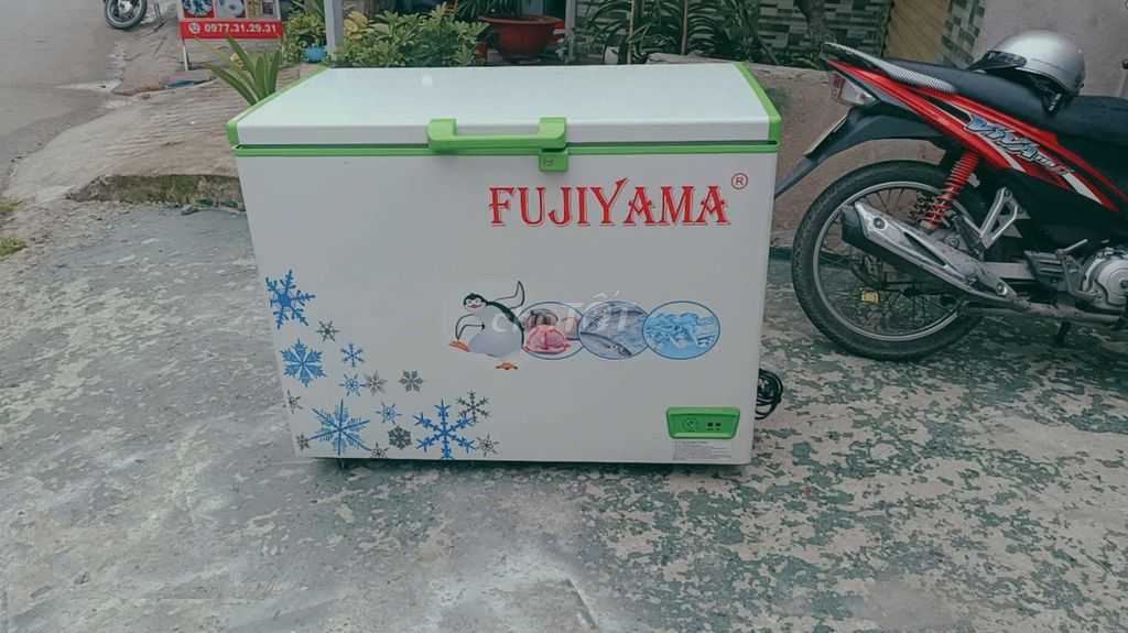 Tủ đông suốt Fujima 270lit zin 💯 mới 95% đẹpp