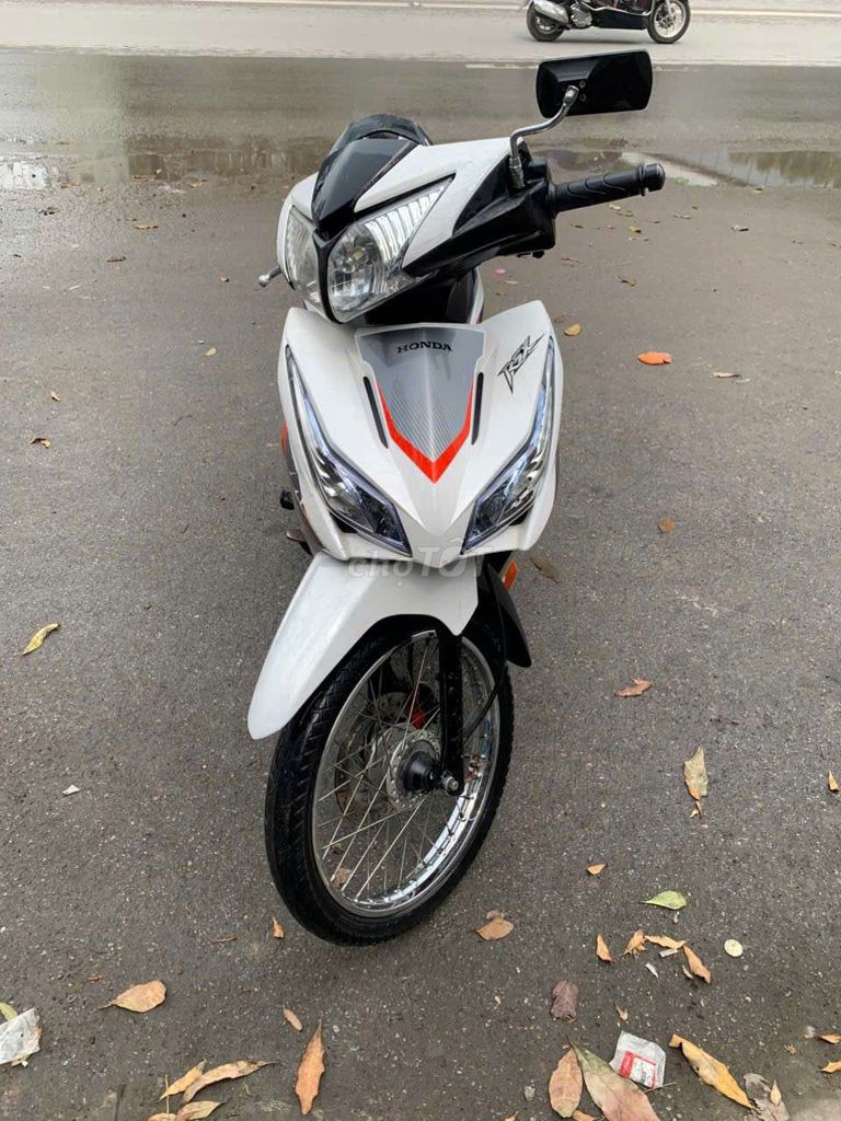 Thừa xe honda wave 110 bảo hành máy 3 năm. Mua bán Xe máy tại Quận Hà Đông Hà Nội được đăng bởi Trinh VAN TRANG hình 3