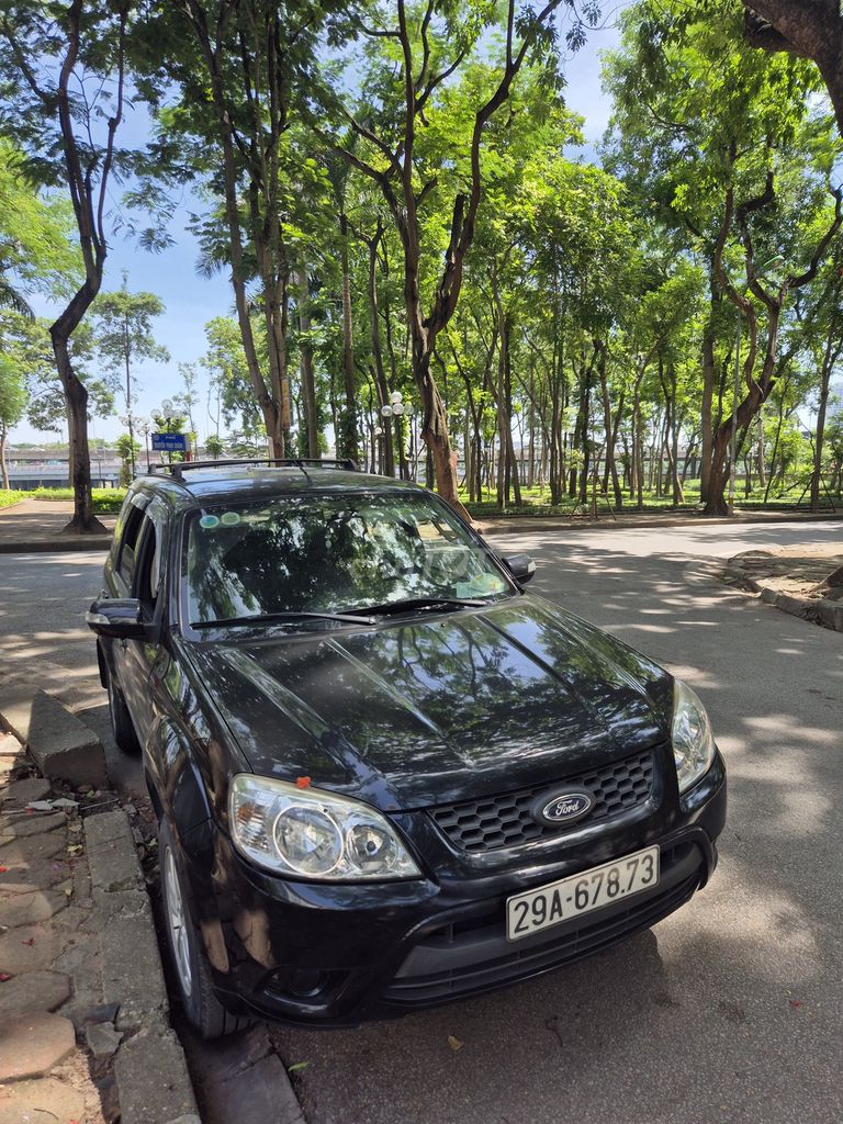 Ford Escape 2013 XLS 2.3 AT 4X2 - 88000 km. Mua bán Ô tô tại Quận Thanh Xuân Hà Nội được đăng bởi Vu Manh Hung hình 9