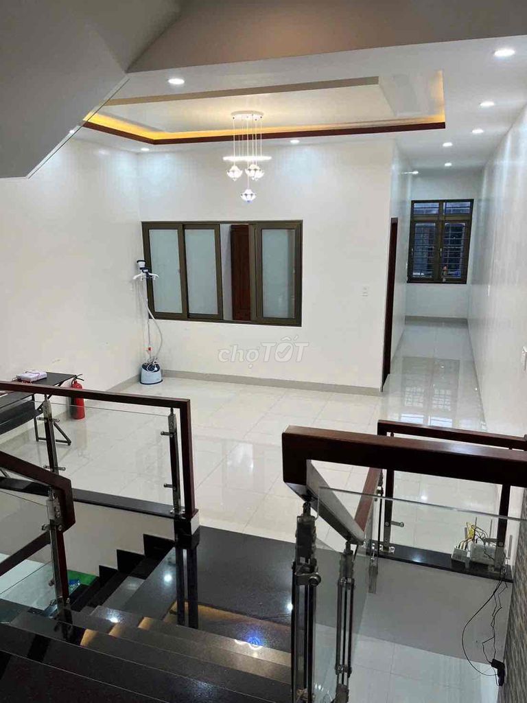 Аренда · 4 комн. · 100 м² · Quận Cẩm Lệ, ул. Hói Kiểng