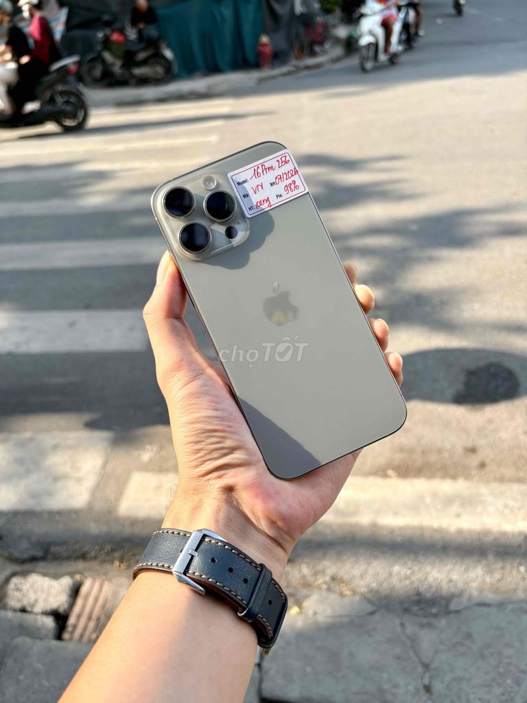iphone 16ProMax256gb Titan Vn P98 07/2026. Mua bán Điện thoại tại Quận Đống Đa Hà Nội được đăng bởi Quý Hoàng hình 1