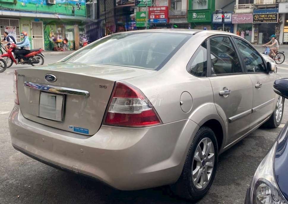 Ford Focus 2.0 Песочный 50 тыс. км