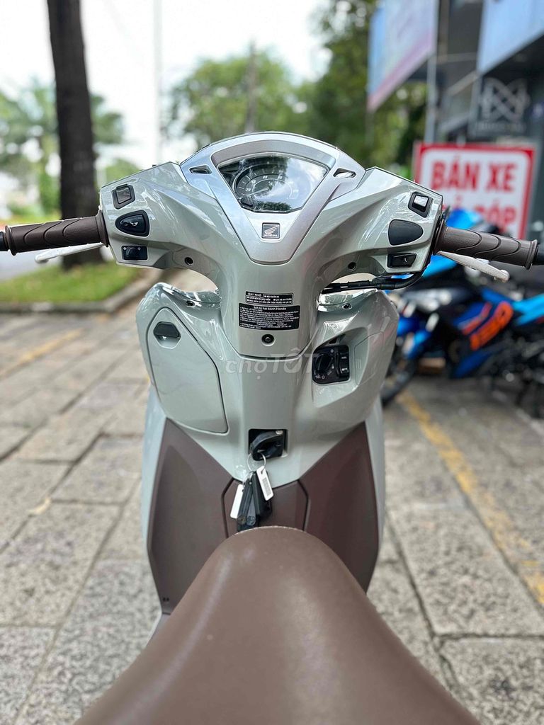 Bán Honda Lead 2020 Smartkey Chính Chủ. Mua bán Xe máy tại Thành phố Vũng Tàu Bà Rịa - Vũng Tàu được đăng bởi Cửa Hàng Xe Máy Bảo Thanh 2 hình 10