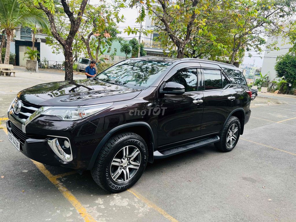 Fortuner 2020 4x2AT nhập khẩu máy xăng xe đẹp. Mua bán Ô tô tại Quận 12 Tp Hồ Chí Minh được đăng bởi Phạm Hoàng hình 4