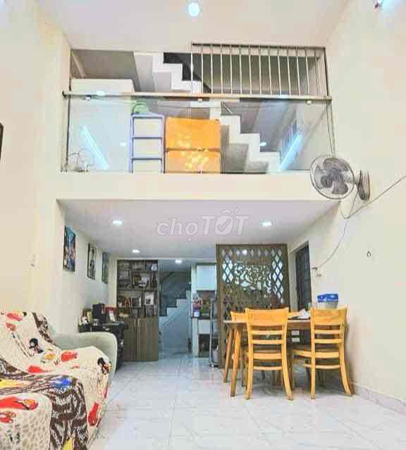 Nhà Hoàng Hoa Thám, p6 , Bình Thạnh :40m2 ,3 tang _ 5,29 ty