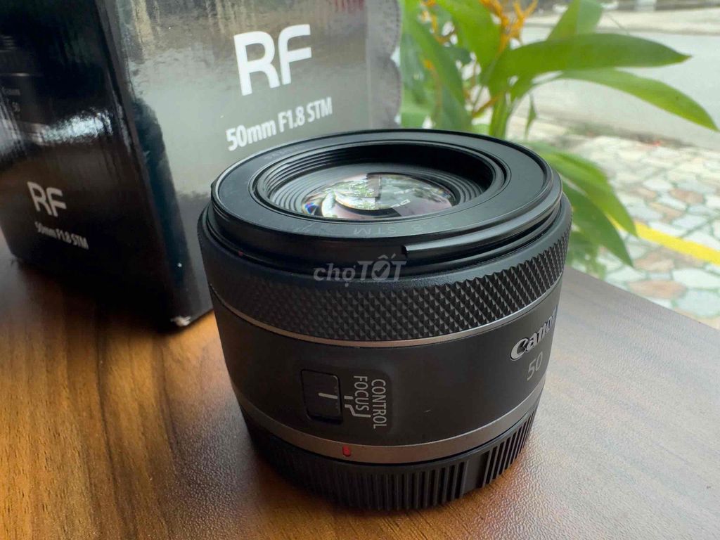 Ống kính Canon RF 50mm F1.8 STM. Mua bán Máy ảnh, Máy quay tại Quận Tân Phú Tp Hồ Chí Minh được đăng bởi Phong Vũ hình 1