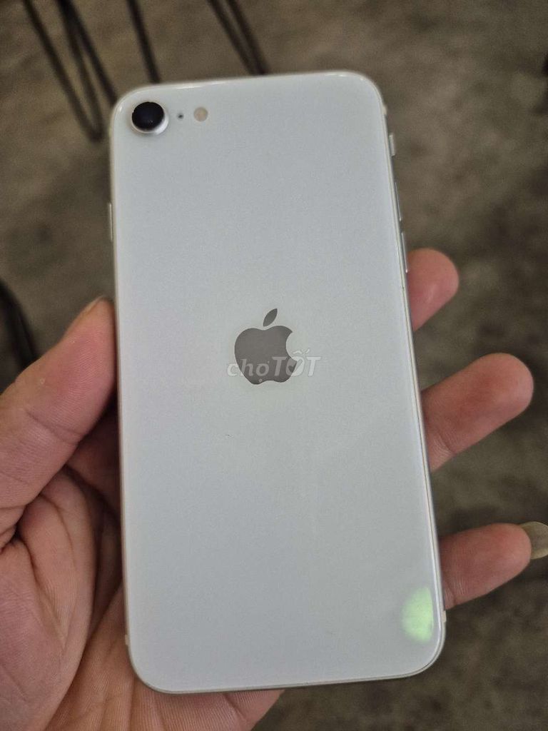 Apple iPhone SE 2022 64GB Trắng. Mua bán Điện thoại tại Quận Bình Thạnh Tp Hồ Chí Minh được đăng bởi Huy hình 1
