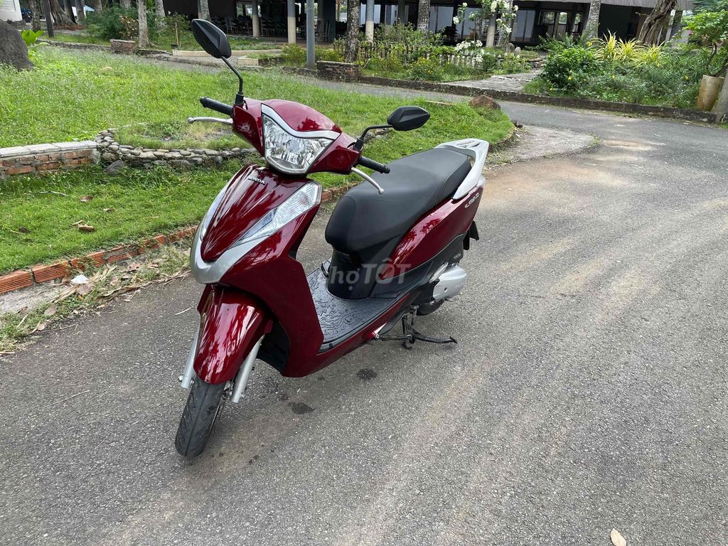 Honda Lead 125cc màu Đỏ. Mua bán Xe máy tại Huyện Trảng Bom Đồng Nai được đăng bởi giàu hình 1