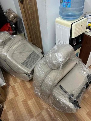 ghế xe mercedes v250 , còn mới nguyên chưa sử dụng