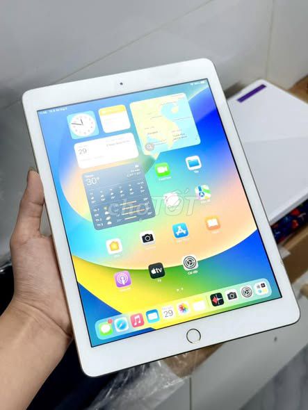 Apple iPad Gen 5 128GB 4G Vàng. Mua bán Máy tính bảng tại Quận 1 Tp Hồ Chí Minh được đăng bởi Hội Đồ Điện Tử hình 1