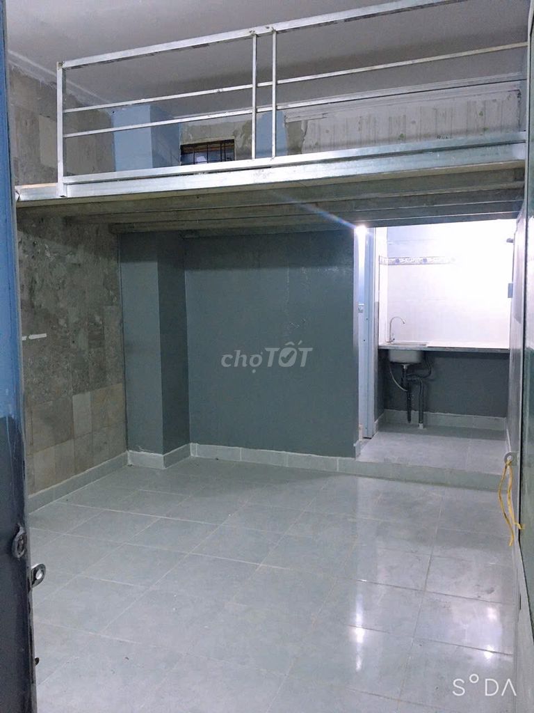 Phòng trọ 2trd, mặt tiền 132 Lý Thánh Tông, P Hiệp Tân