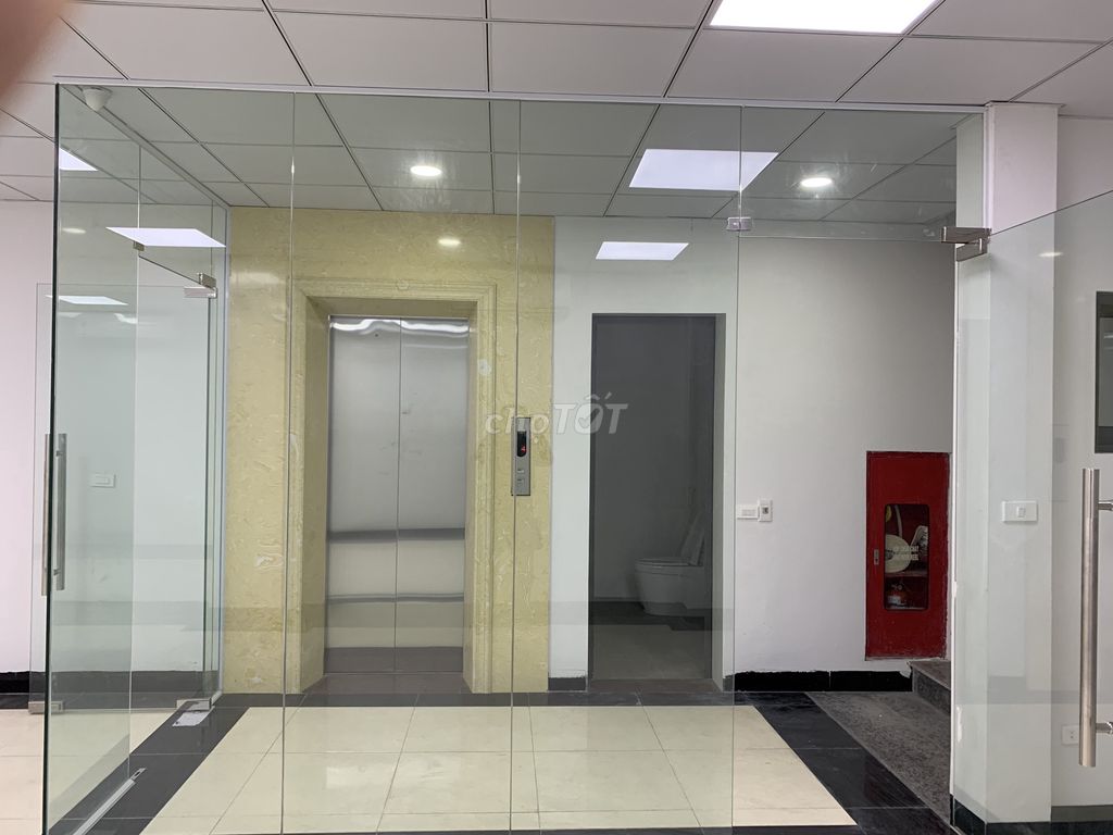 Cho thuê vp phố hoàng Quốc Việt,dtsd 125m2 – 150m2,giá 24tr – 39tr/th