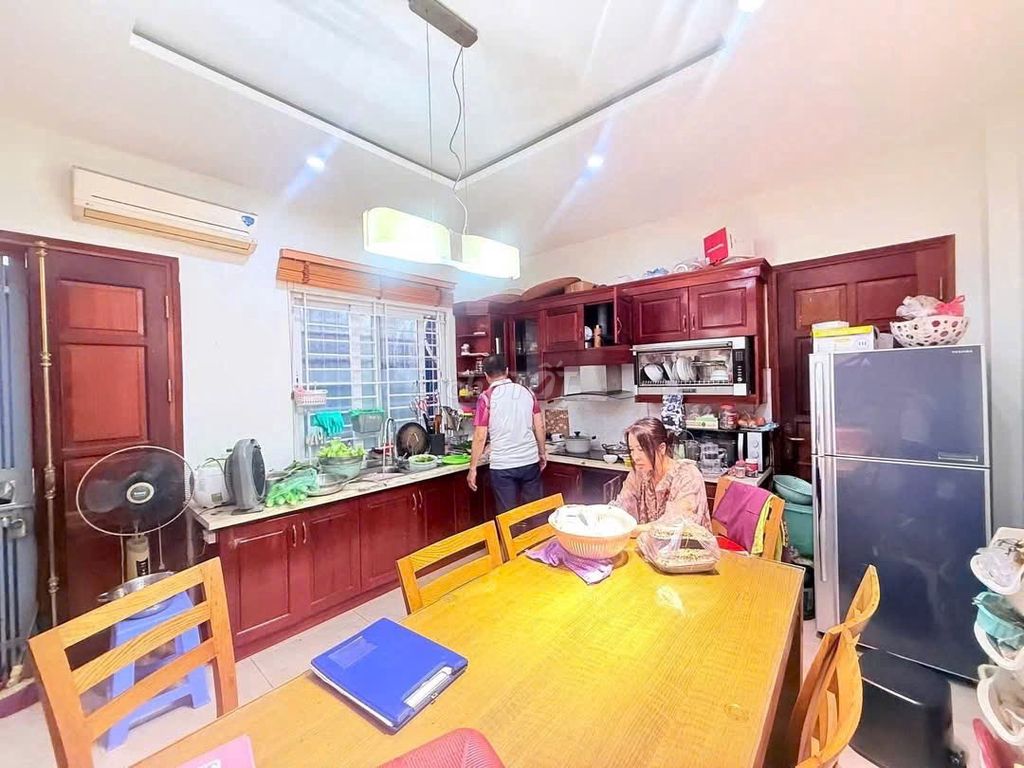NHÀ LÔ GÓC CẦU GIẤY – 3 MẶT THOÁNG, Ô TÔ, KINH DOANH -GIÁ 19,2 TỶ - ảnh 3