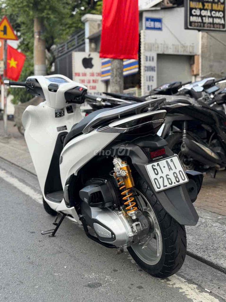 Honda SH 350i ABS 2022 Trắng. Mua bán Xe máy tại Thành phố Thủ Đức Tp Hồ Chí Minh được đăng bởi Vũ Vũ hình 7