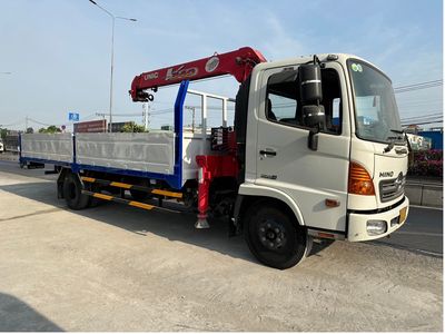Xe Cẩu 5 tấn Thùng 6,1m HINO cẩu Unic 3 tấn 4 khúc. Mua bán Xe tải, xe ben tại Thành phố Vĩnh Long Vĩnh Long được đăng bởi Mr. An