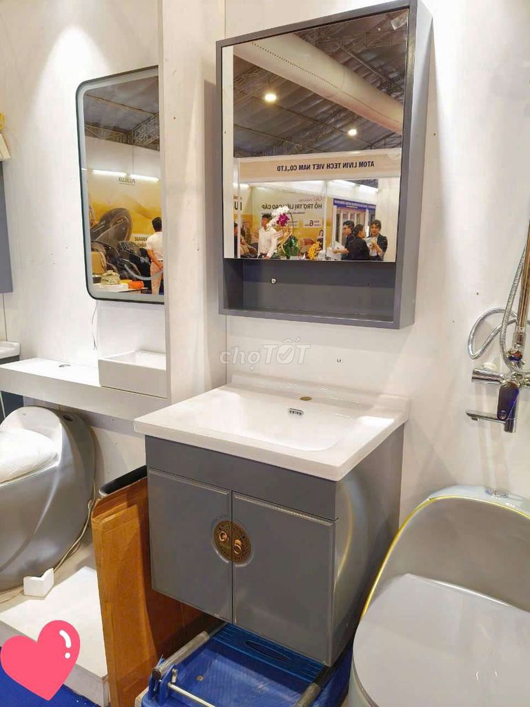 TỦ LAVABO NHÀ TẮM NHỰA CAO CẤP