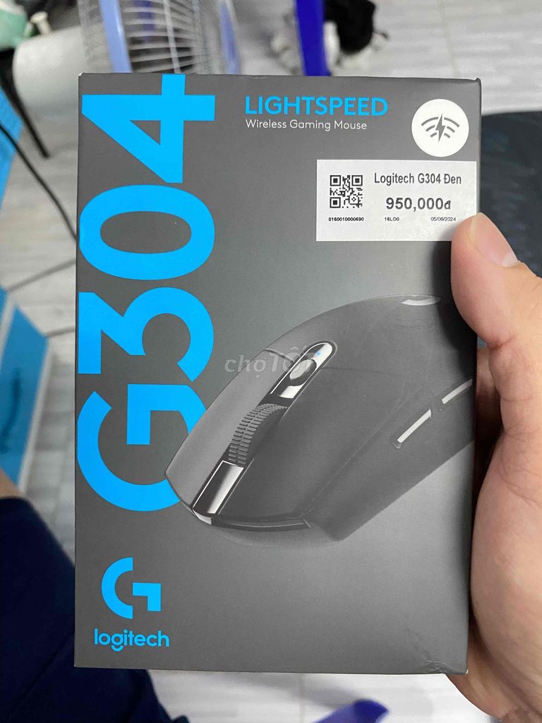 Chuột Không dây Gaming Logitech G304