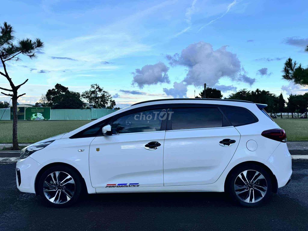 Kia Rondo 2018 2.0 GMT - 900000 km. Mua bán Ô tô tại Thành phố Pleiku Gia Lai được đăng bởi Nguyễn Văn Tấn hình 6