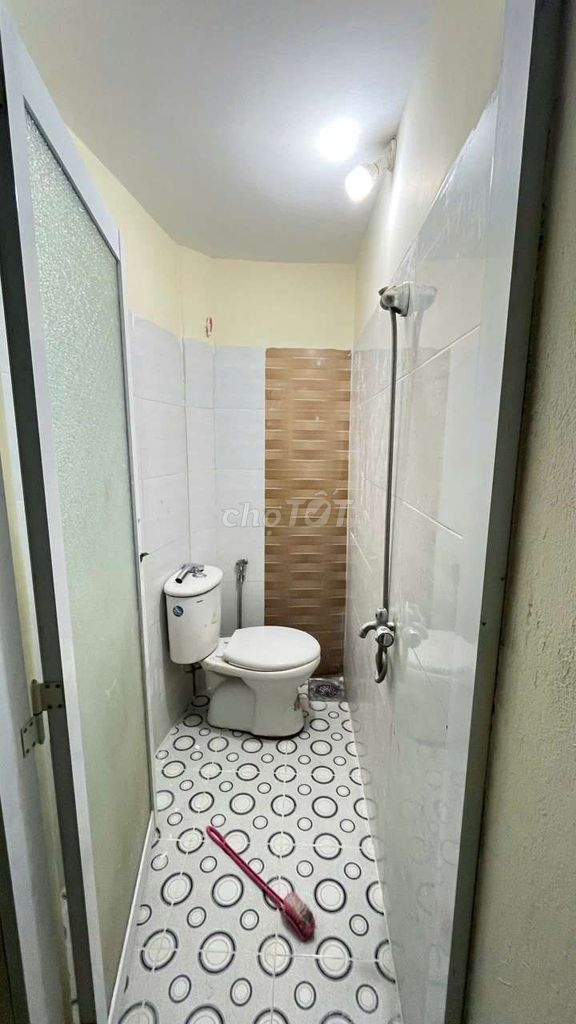 Bán nhà mê lỡ hẻm 808 trần hưng đạo , 40,3m2 , giá 1 tỷ 850tr Bán nhà mê lỡ hẻm 808 trần hưng đạo , 40,3m2 , giá 1 tỷ 850tr