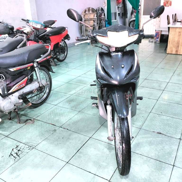 ♥️ wave S110cc  bstp đk  2010 gtdd đề máy êm 🌹