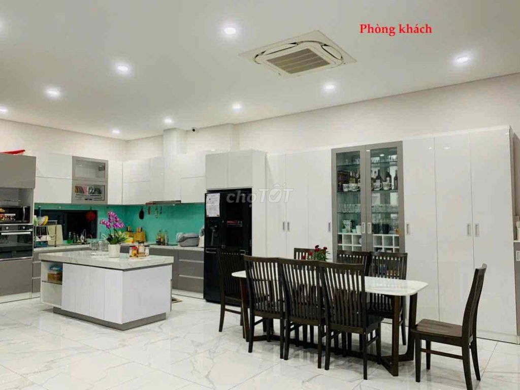 Gia đình định cư. Bán gấp nhà Biệt Thự Kiều Đàm. Mua bán nhà ở tại Quận 7 Tp Hồ Chí Minh được đăng bởi ĐỊA ỐC KIM CƯƠNG hình 1
