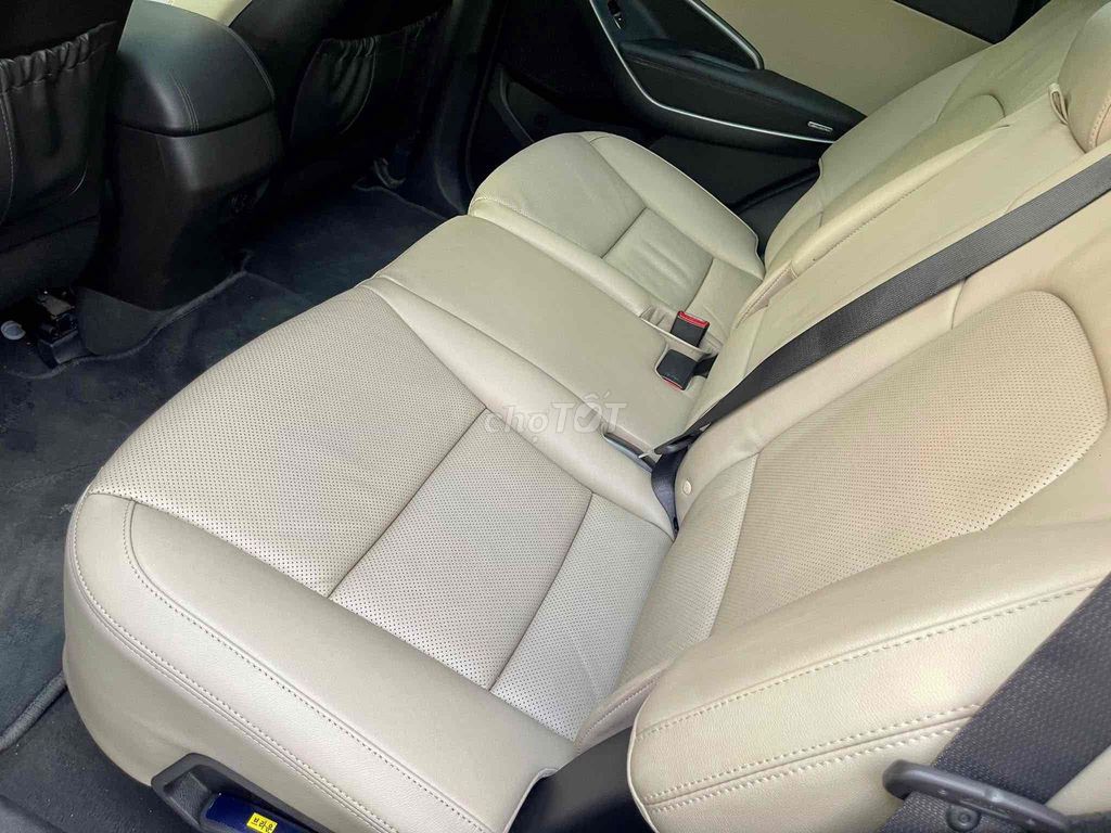 Hyundai Santa Fe 2017 2.4 AT 4WD - 57000 km. Mua bán Ô tô tại Quận Cầu Giấy Hà Nội được đăng bởi Bùi Đình Thông hình 12