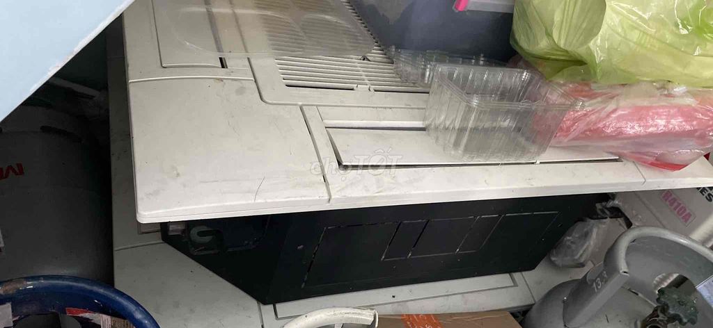 thanh lý máy lạnh âm trần giành cho nhà hàng