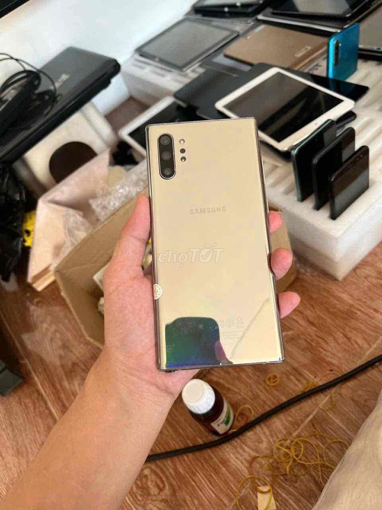 Ss note 10+, r12, 256g, full cn, màn cong, có nfc. Mua bán Điện thoại tại Thành phố Thủ Dầu Một Bình Dương được đăng bởi Phước Mobile hình 1