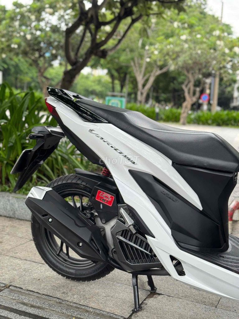 Honda Vario 150 2022 Белый черный Индонезия ПТС