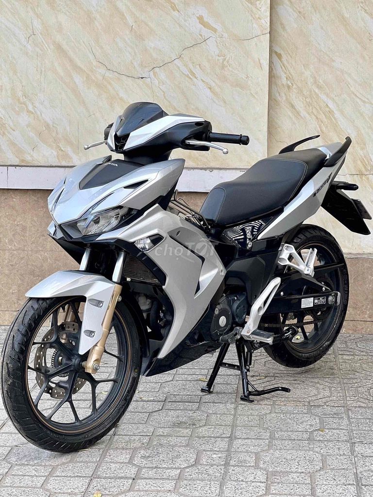 honda winner v3 bstp máy móc nguyên zin 9chủ. Mua bán Xe máy tại Quận 12 Tp Hồ Chí Minh được đăng bởi CHXM Phương Nam Chuyên Bán Xe Trả Góp Bao Nợ Xấu hình 2