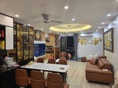 Chính chủ cho thuê CC C6 Mỹ Đình 1, nhà mới full nội thất cao cấp